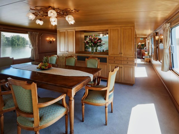 The dining room aboard the Amaryllis is
beautifully set for every meal