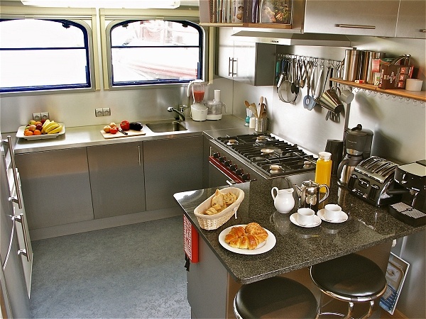 The beautiful galley aboard the Apres Tout