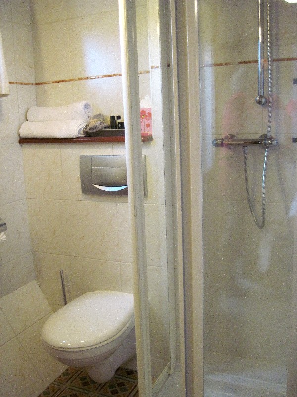 The washroom in your cabin on the Clair de Lune.