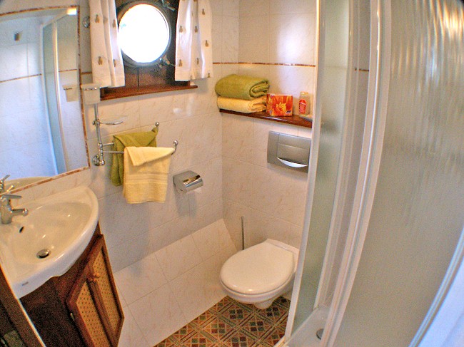 Each cabin aboard the Clair de Lune has a private bath.