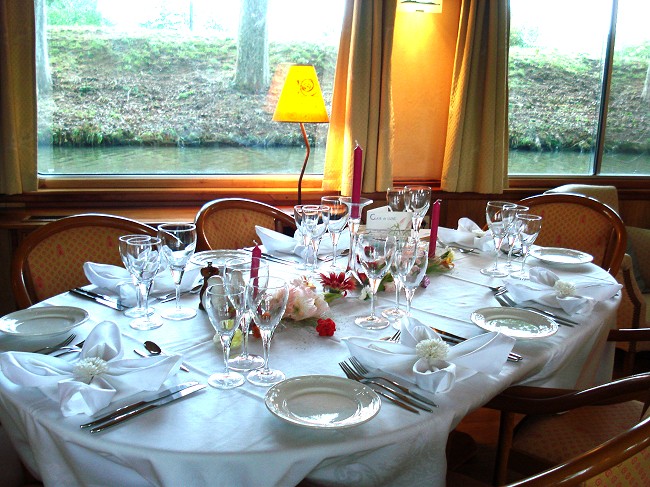 Dinner aboard the Clair de Lune.