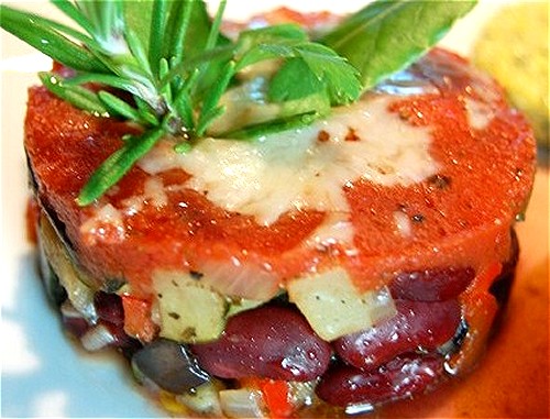 A taste of the gourmet cuisine served aboard the Meanderer.