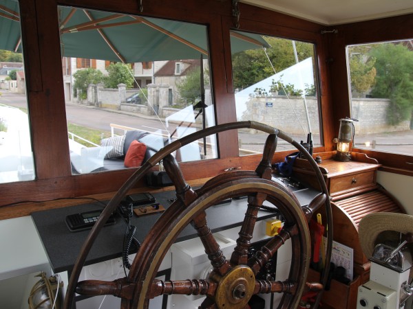 Join the captain in the wheelhouse and take a
hand at the wheel