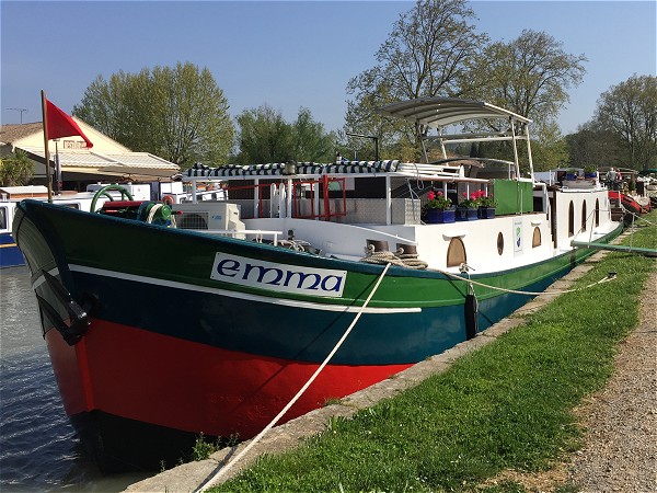 The hotel barge Emma moored in Capestang, a
quaint village along the Canal du Midi