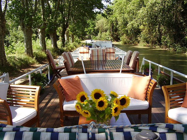 Emma's teak deck, overview.