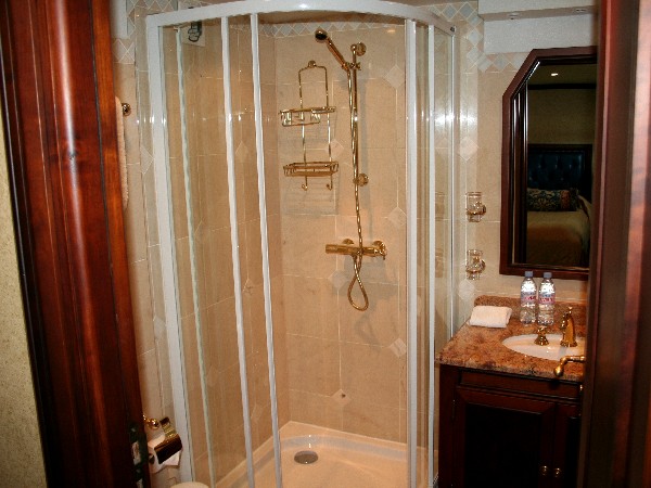 Each cabin has its own ensuite bathroom