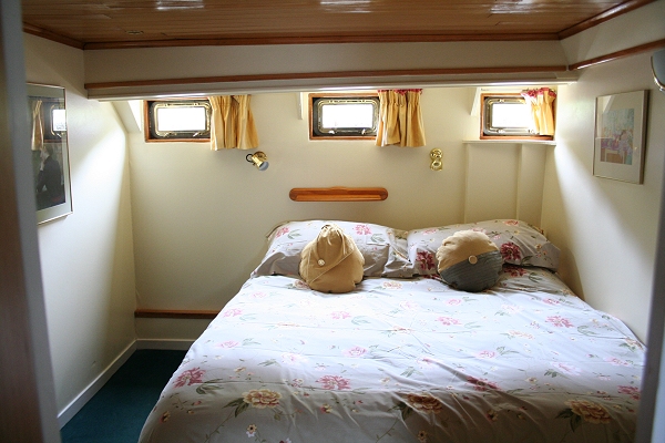 Luciole cabin.