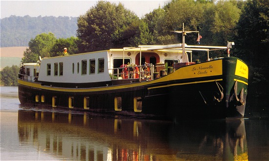 The Hotel Barge La Nouvelle Etoile, cruising in France.