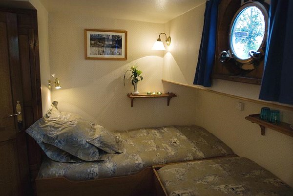 The other twin-bedded cabin aboard Papillon