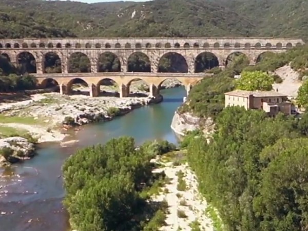 The ancient Roman aqueduct, Le Pont du Gard,
built in 40-60AD,<br>is the highest and one of the best preserved.