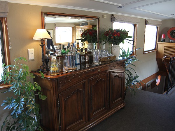 The well stocked open bar on board the Prosperite