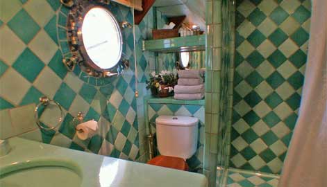 Tango's Salon