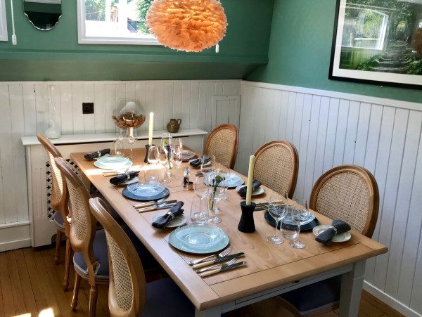 The dining room aboard the Elisabeth