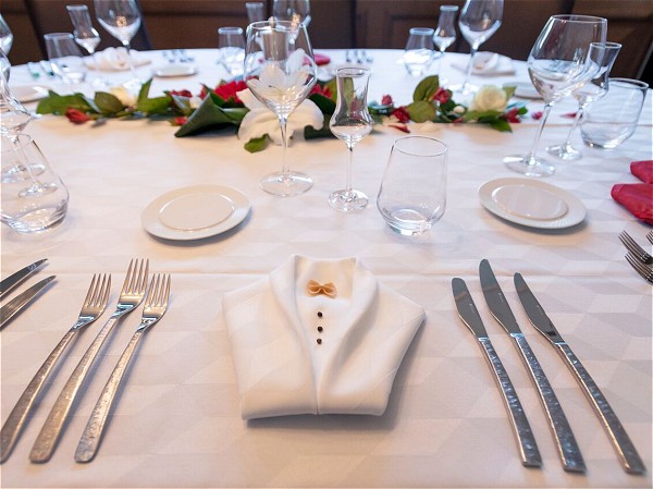 An elegant dinner table setting