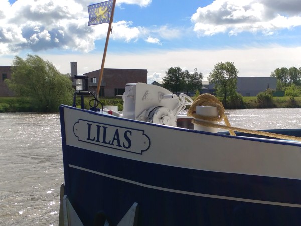Welcome aboard the Lilas