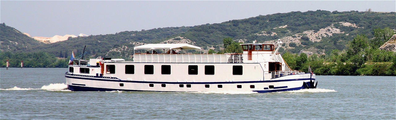 Barge Cruises In France and Europe: Photo Gallery for Barge Napoleon