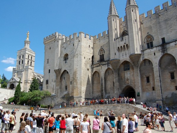 The 14th century, Palace of the
Popes, a UNESCO World Heritage Site in Avignon