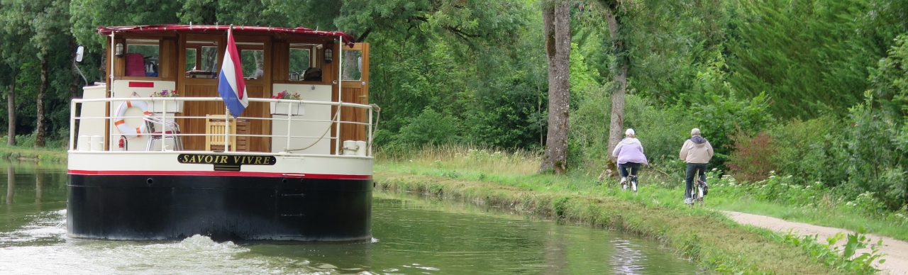 Barge Cruises In France and Europe: Photo Gallery for Barge Savoir Vivre