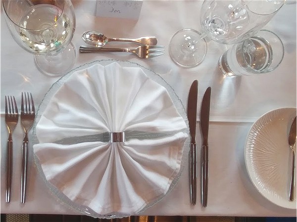 An elegant
table setting for your evening meal